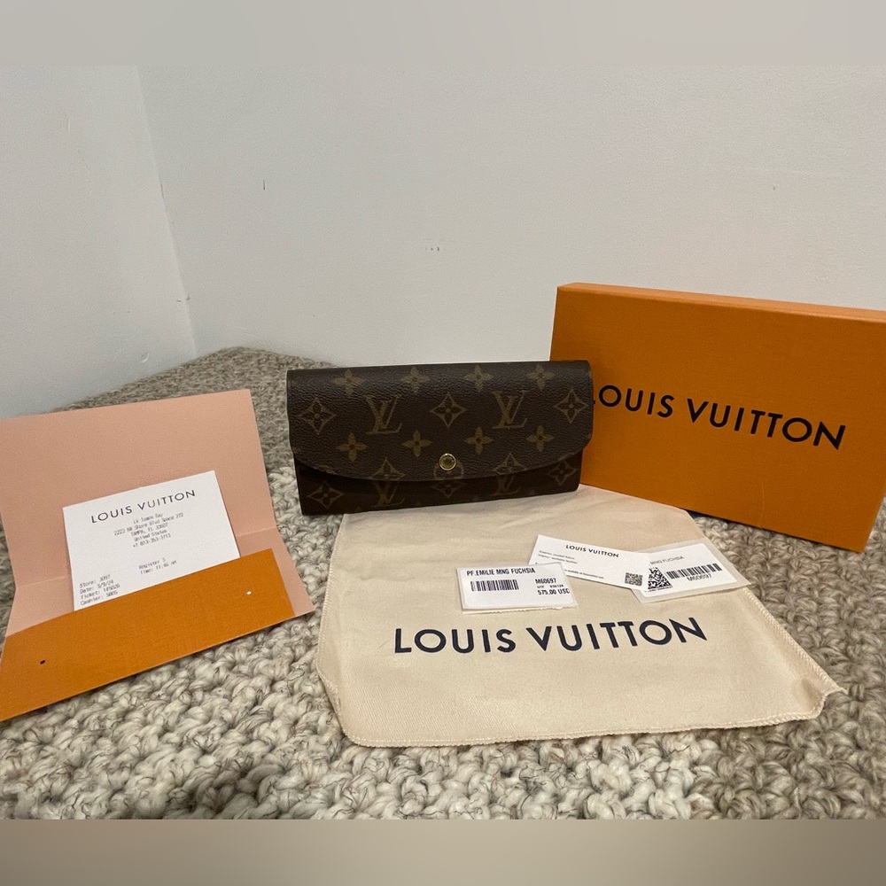 Louis Vuitton Emilie Monogram Fuchsia Wallet